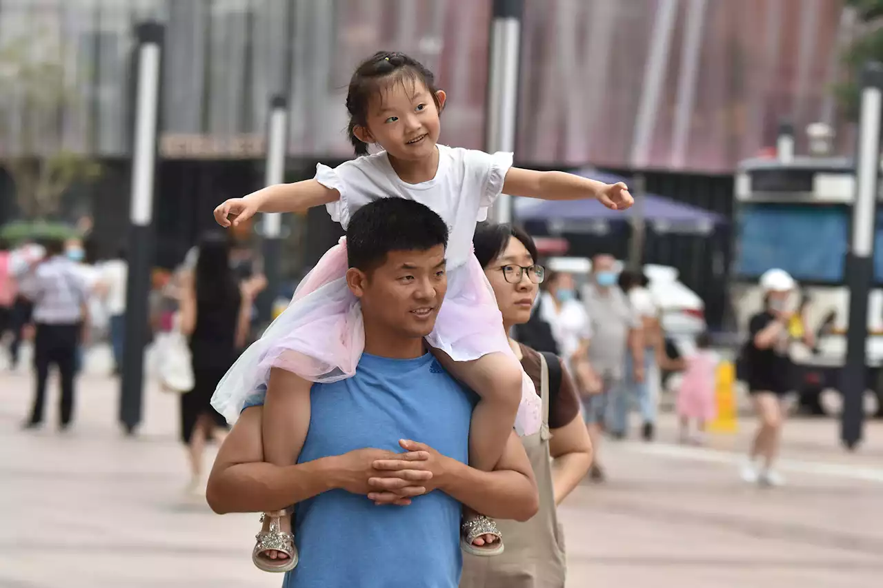 China’s population expected to start to shrink before 2025