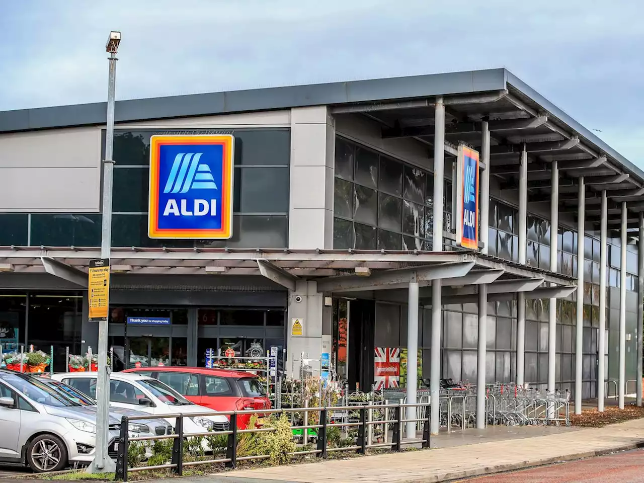 Aldi hands 26,000 UK workers second pay rise of the year