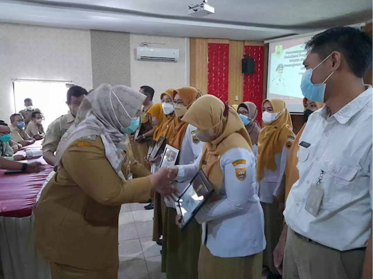 Di Depan KPK, Bupati Sragen Akui Pernah Terima Gratifikasi