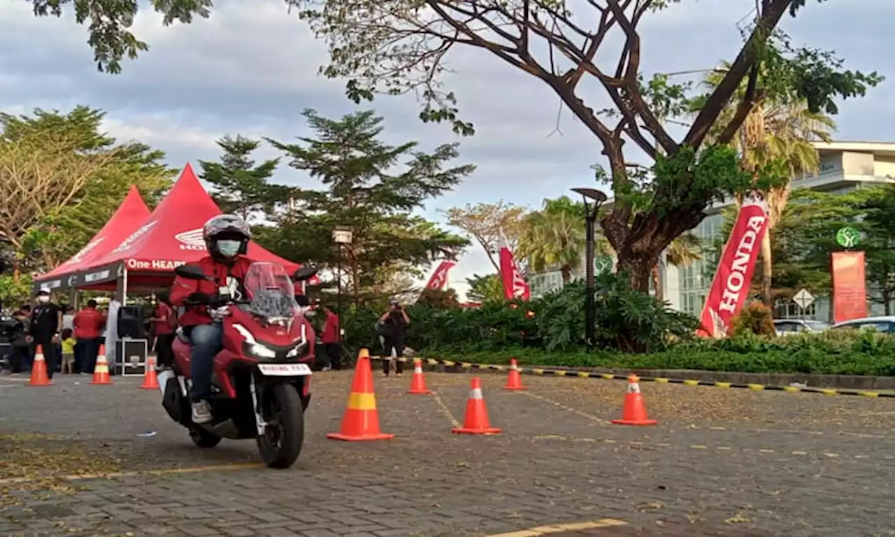 Selisih Rp300.000, New Honda ADV 160 Lebih Garang?