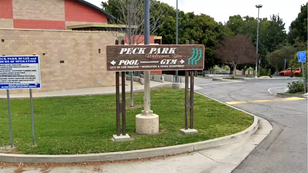 2 Dead, 5 Injured After Gunfire Erupts at Los Angeles Park