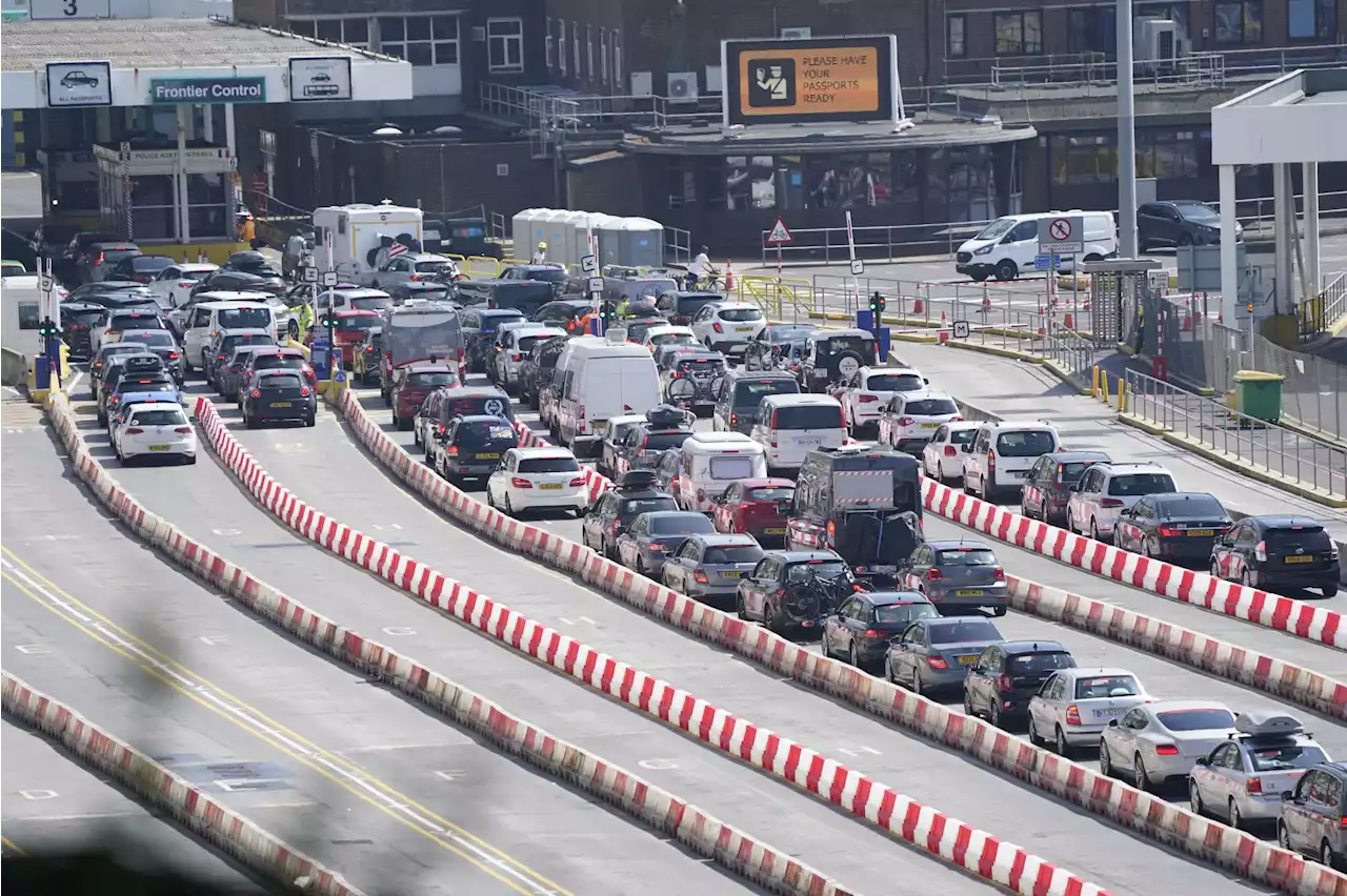 Critical incident remains in place at Dover with queues of one hour to clear passport control