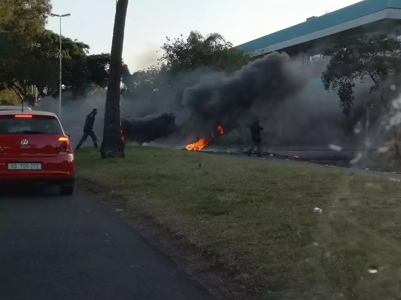 Watch: LOOTING reported in Durban during large-scale protests