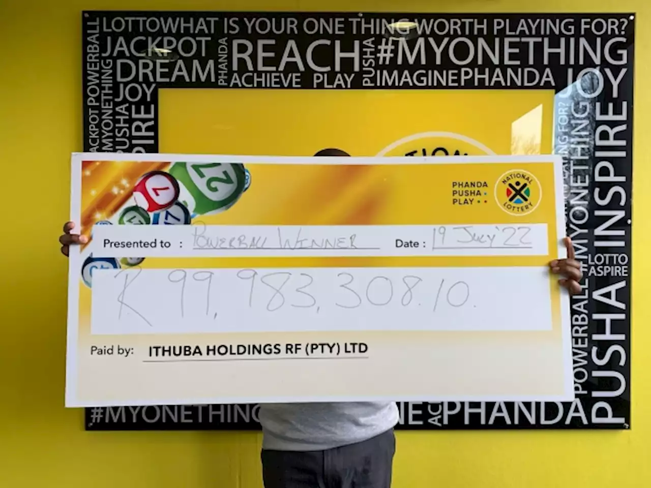 Winner Of R100m PowerBall Is Letting The Team Down