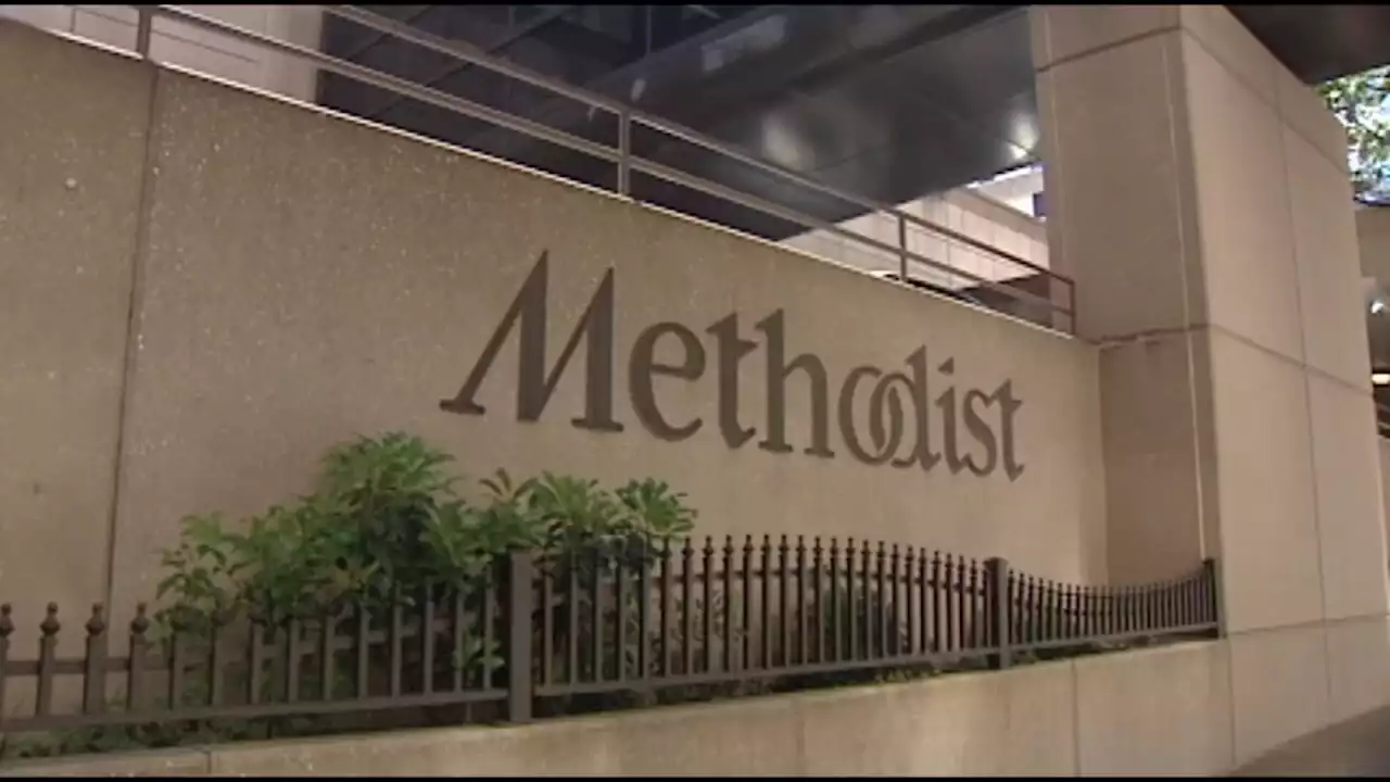 Doctor suspended from Houston Methodist announces $25M defamation lawsuit against institution