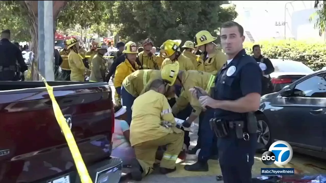 San Pedro shooting: Suspects sought after 2 killed, 6 injured by gunfire at Peck Park