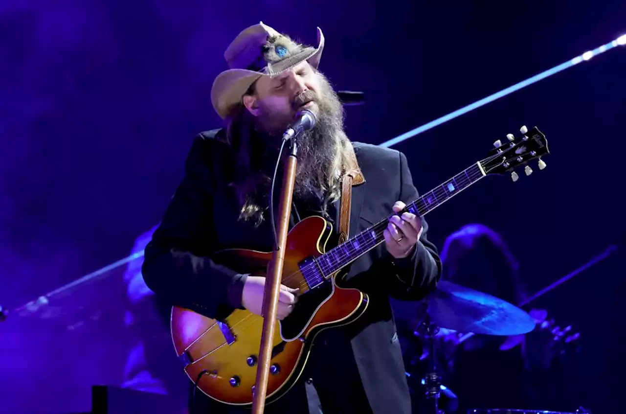 Chris Stapleton, Sheryl Crow to Join Willie Nelson’s Farm Aid on Return to Raleigh; Neil Young Bows Out Again Due to Pandemic