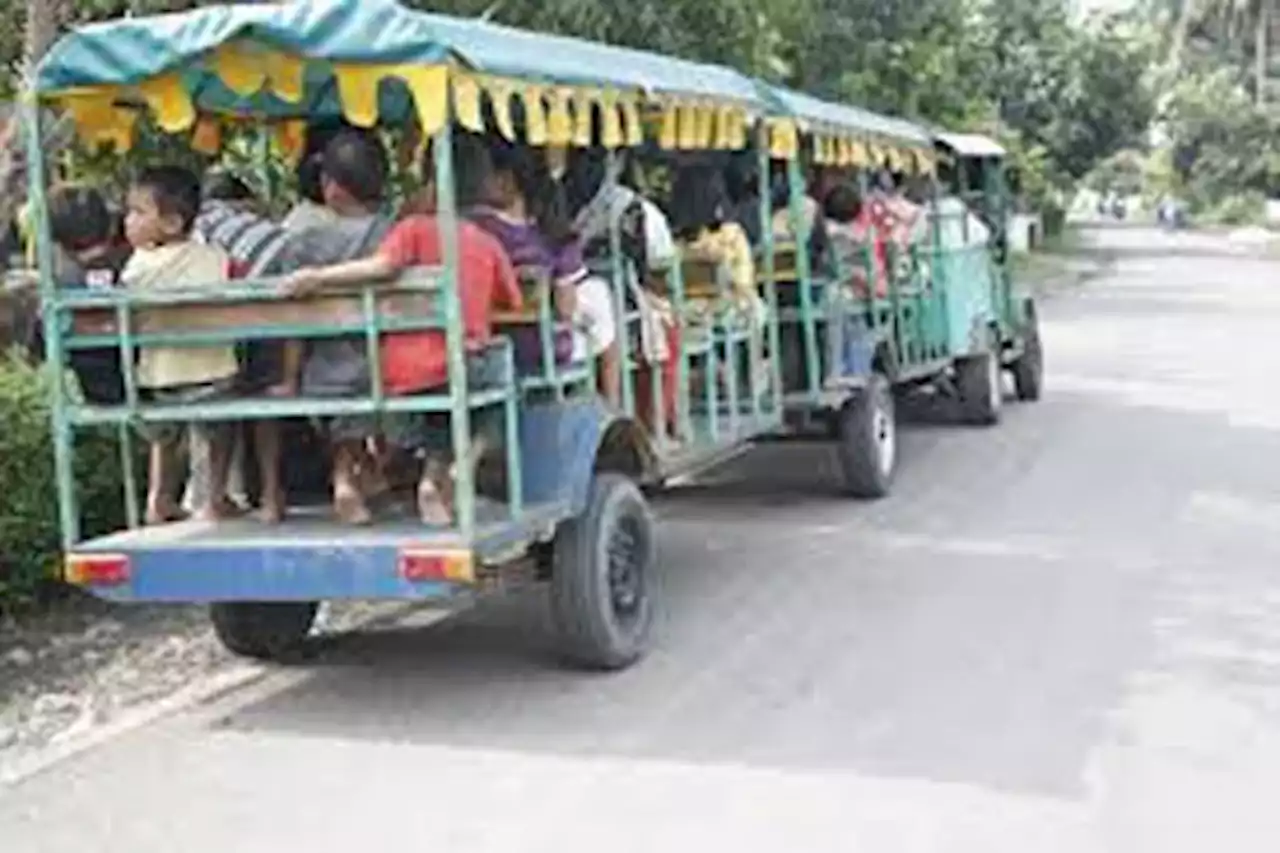 Kereta Tabrak Odong-odong, Kemenhub Tutup Perlintasan Liar di Lokasi Kejadian