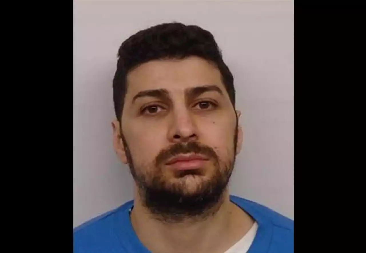 Tips coming in, but still no 'useful' evidence in accused killer's escape from Port Coquitlam jail