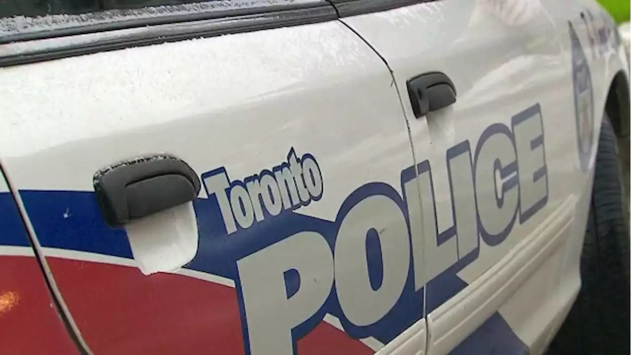 Man, 30, arrested in connection with two attempted armed carjackings in downtown Toronto