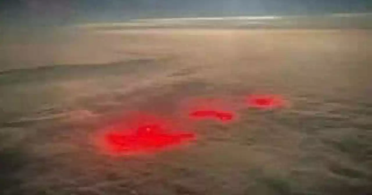 Pilot spots red glow below clouds that people think ‘could be the end of time’