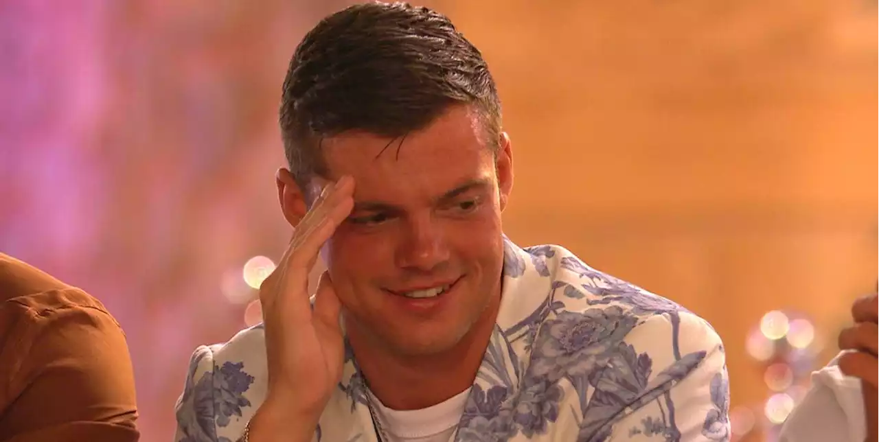 Love Island's Billy defends flirting with Gemma and insists there was 'vibe'