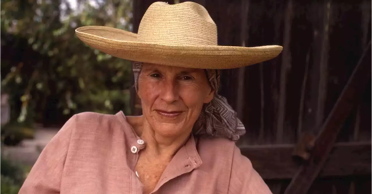 Diana Kennedy, Legendary Author of Mexican Cookbooks, Dies at 99