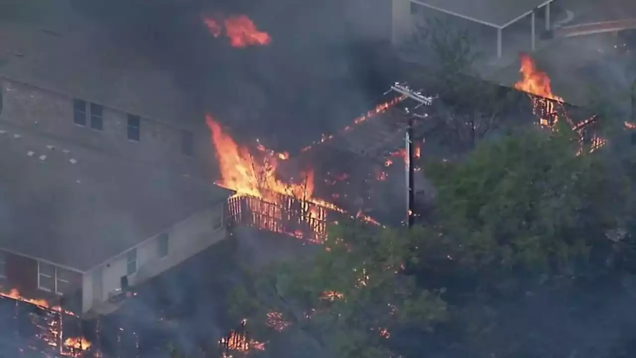 Dallas-area grass fire rages in subdivision; at least nine homes destroyed, 26 affected