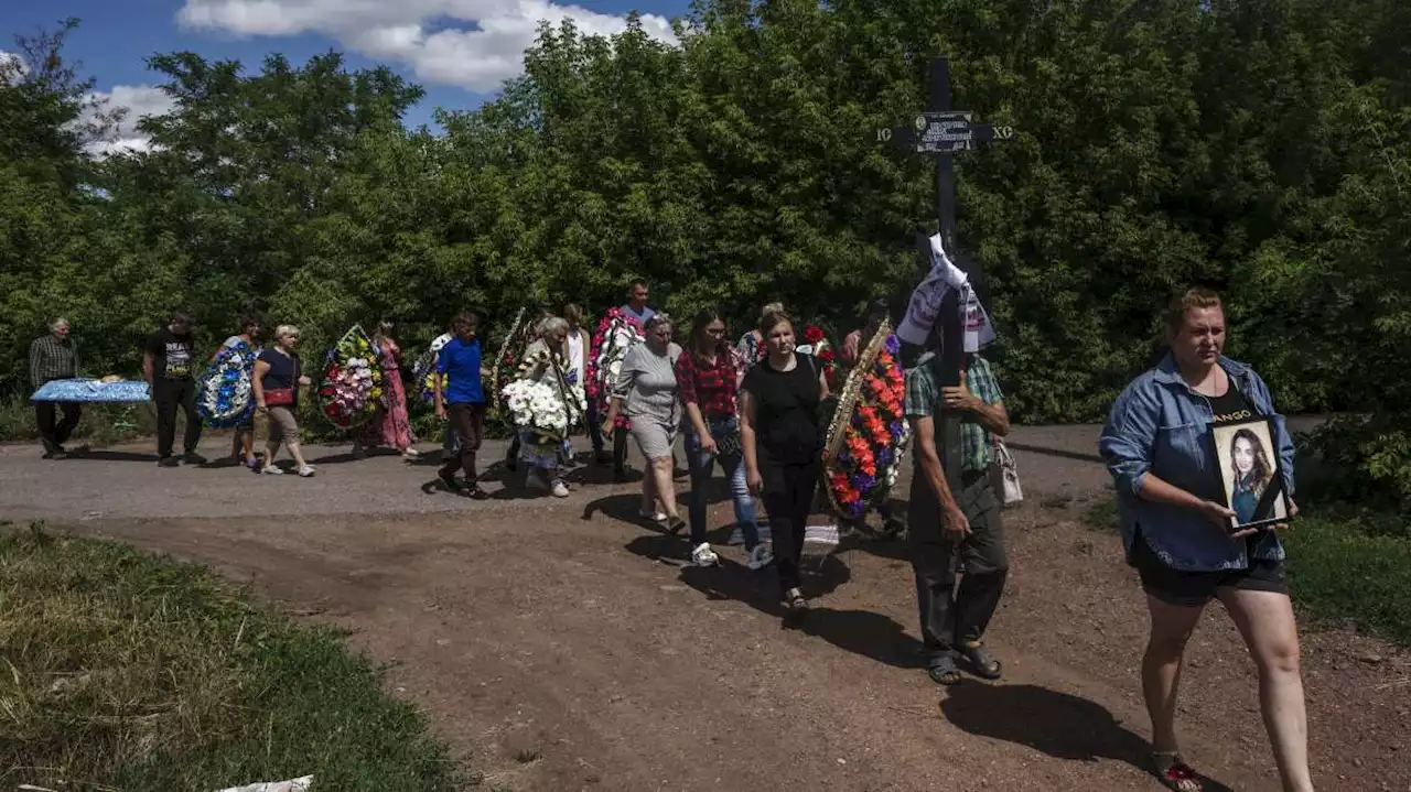 'The money is gone': Evacuated Ukrainians forced to return