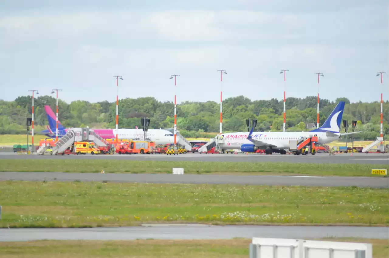 Rauch im Flugzeug! Boeing muss nach Hamburg zurückkehren