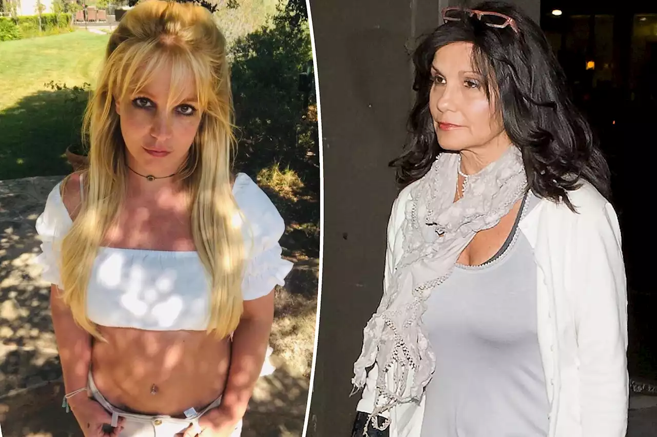 Britney Spears shares texts she sent mom from mental health facility in 2019