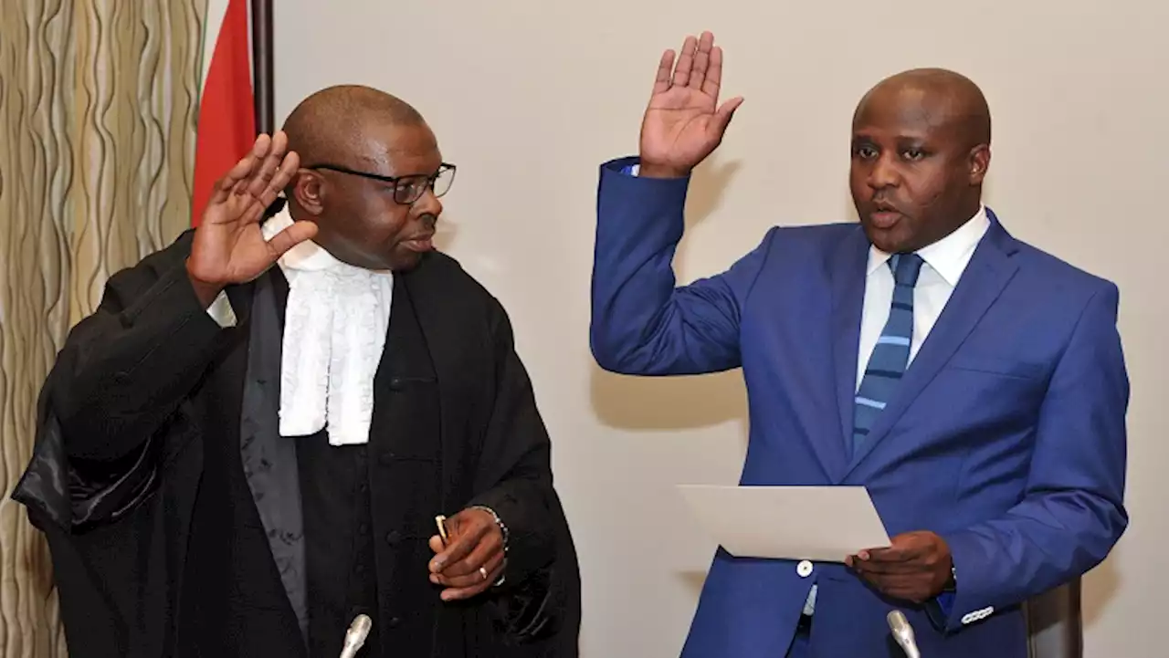 JSC recommends Western Cape Judge President John Hlophe be suspended - SABC News - Breaking news, special reports, world, business, sport coverage of all South African current events. Africa's news leader.