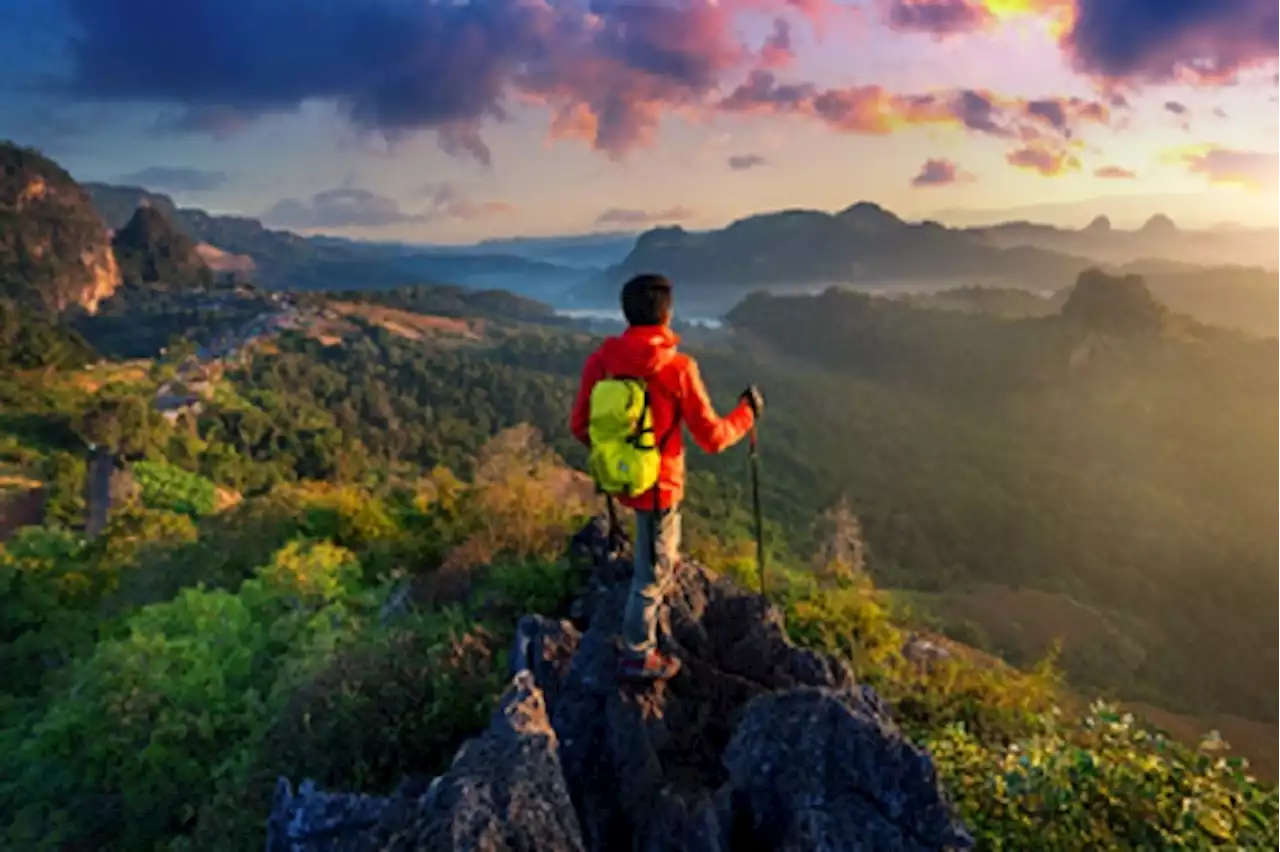 Mau Mendaki Gunung? Berikut Peralatan Wajib Bagi Pendaki Gunung