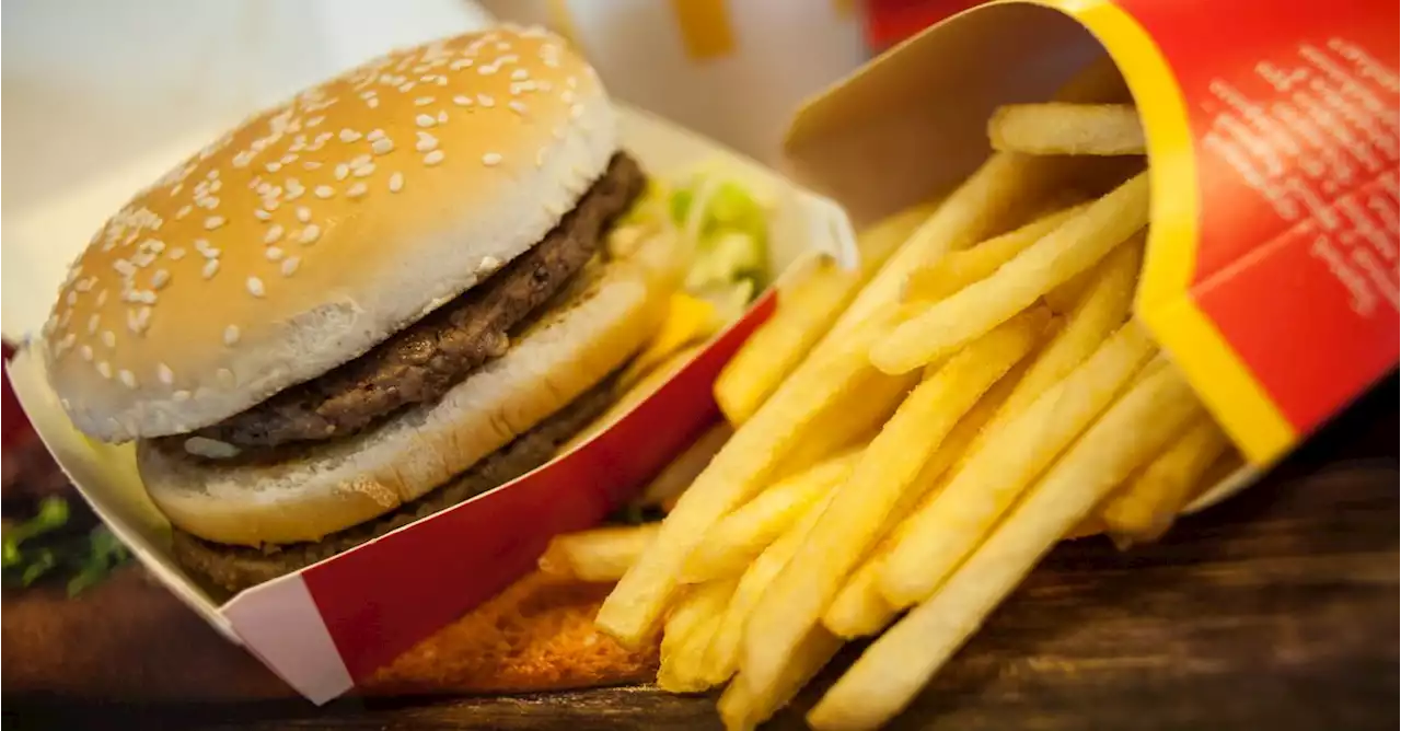 Did Jamie Oliver Prove McDonald's Burgers Are Unfit for Human Consumption?