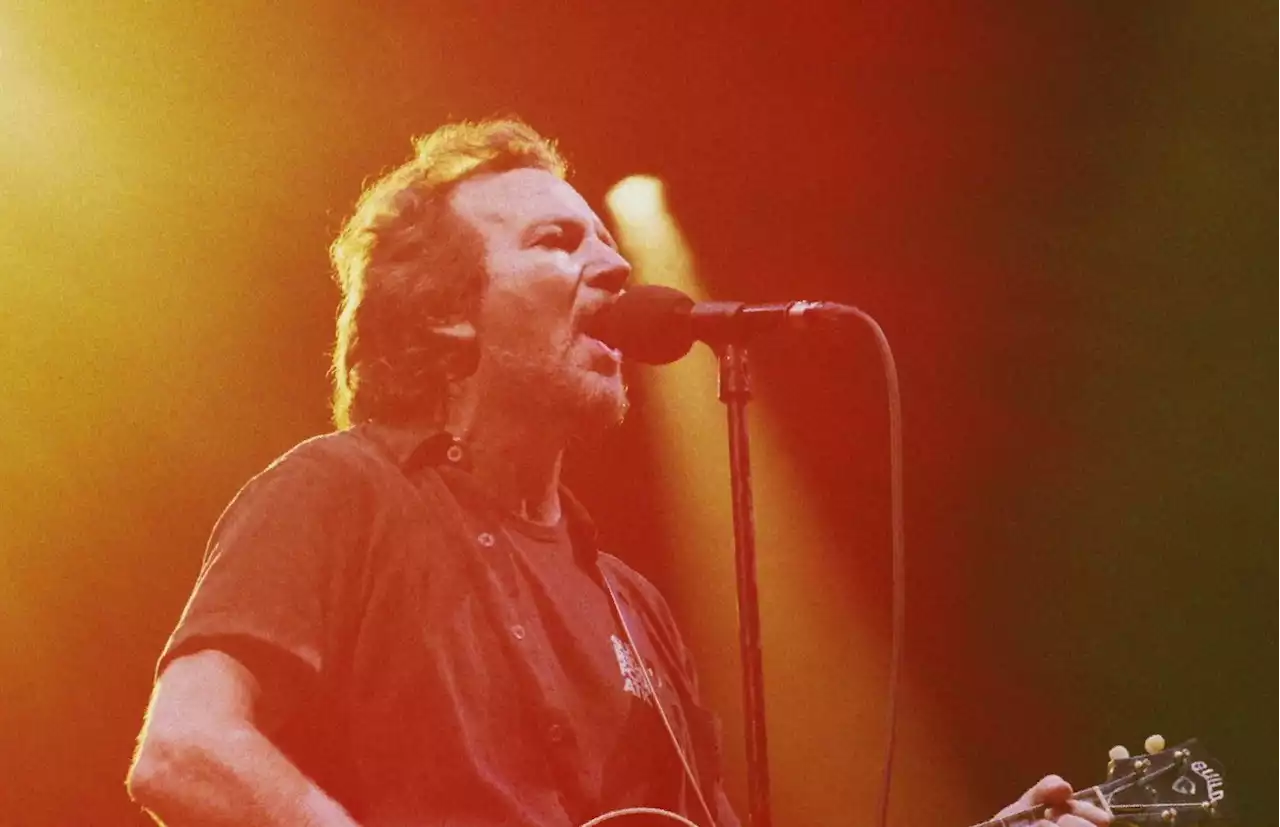 Eddie Vedder Returns To Action at Pearl Jam's Amsterdam Tour Finale