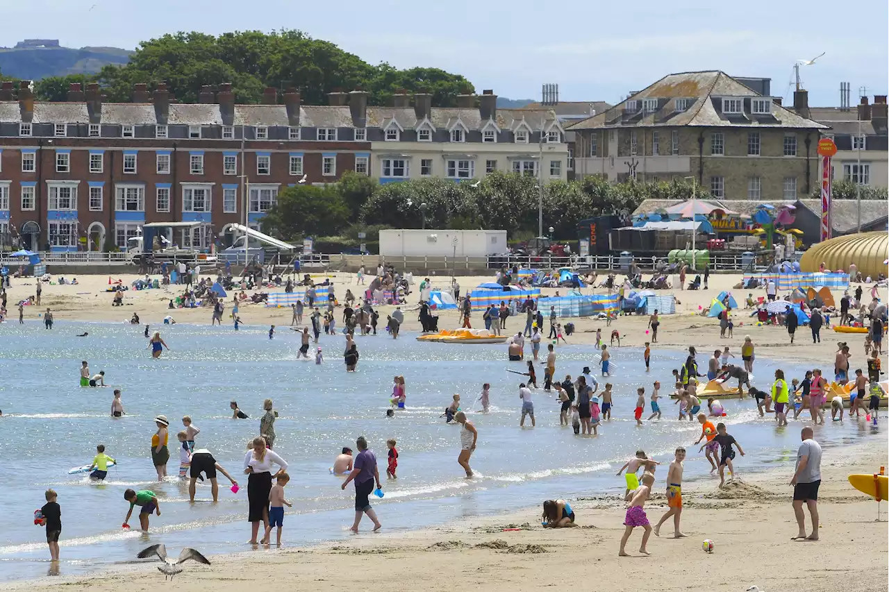 Brits to soak in showers before scorching 27C sunshine to end the week