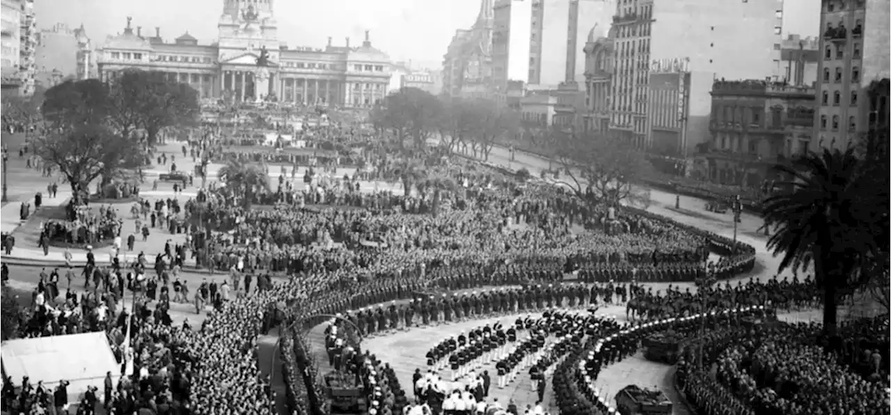 El multitudinario velatorio de Eva Perón, a 70 años de su muerte