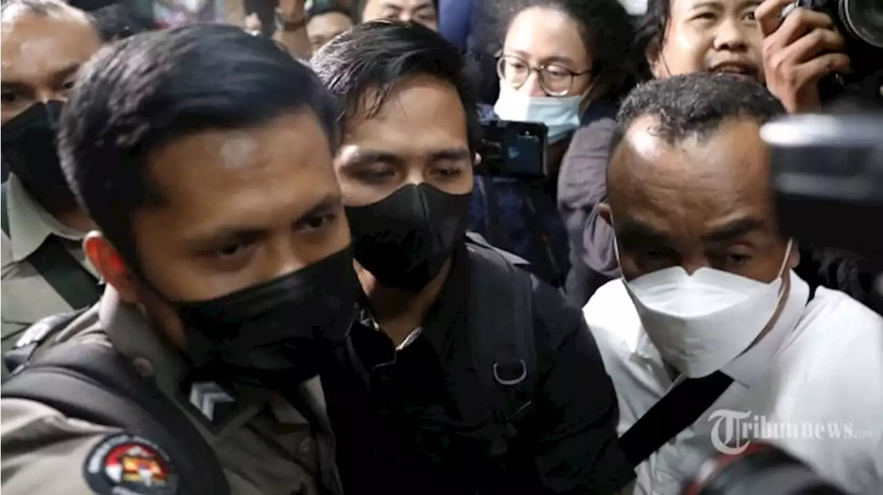 Periksa Ajudan Ferdy Sambo, Komnas HAM: Bharada E Jelaskan Banyak Hal, Salah Satunya Soal Menembak - Tribunnews.com