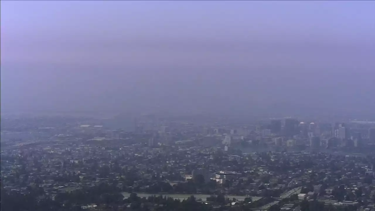 Air Quality Alert extended as more wildfire smoke heads toward Bay Area neighborhoods