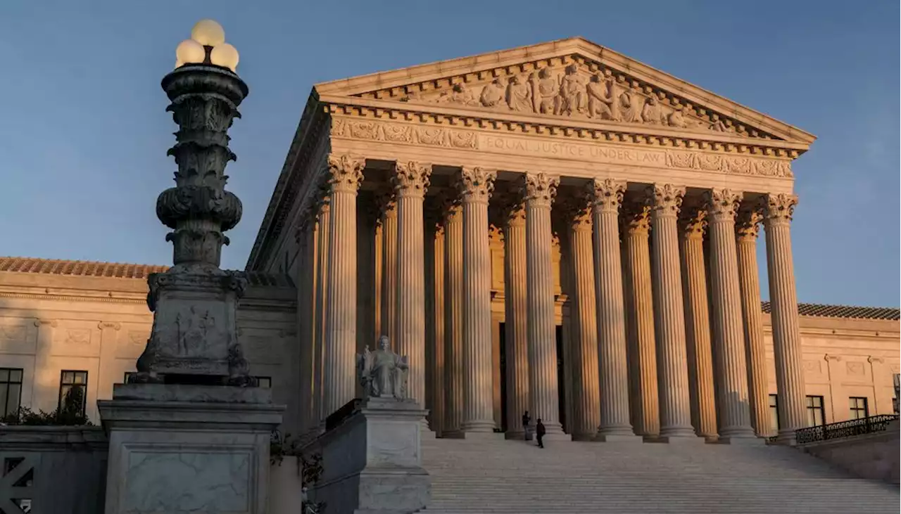 AP-NORC poll: 2 in 3 in US favor term limits for justices