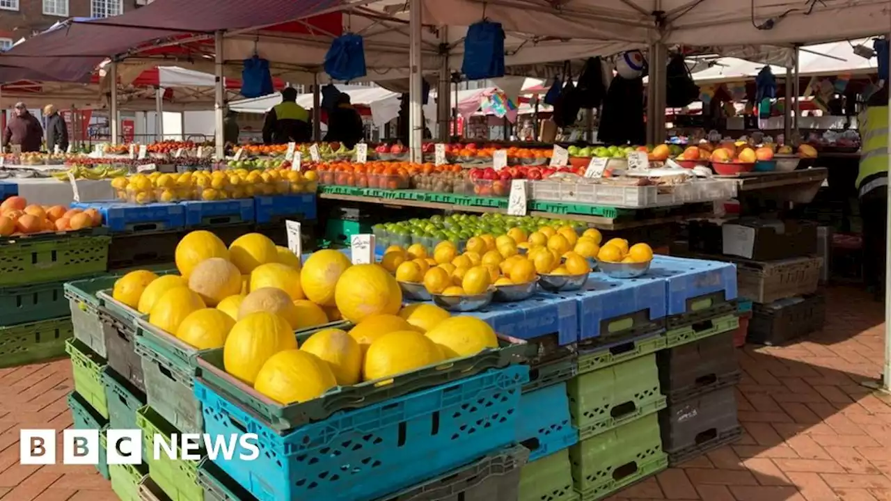 Northampton's temporary market move delayed until after Christmas