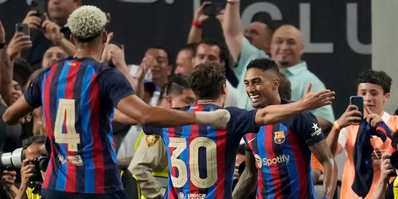 Utang Segunung tapi Masih Bisa Rekrut Pemain Top, Barcelona Nih Bos! - Bola.net