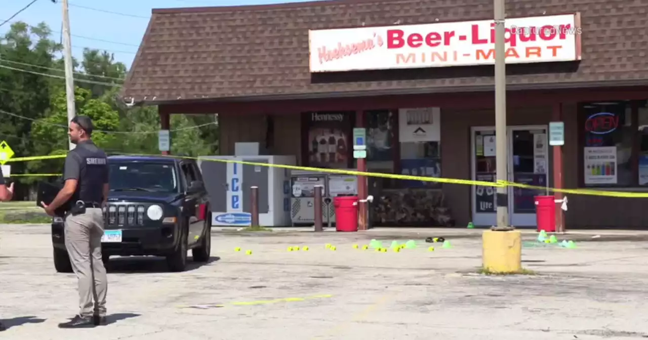 Three people wounded in shooting outside mini-mart in Beach Park