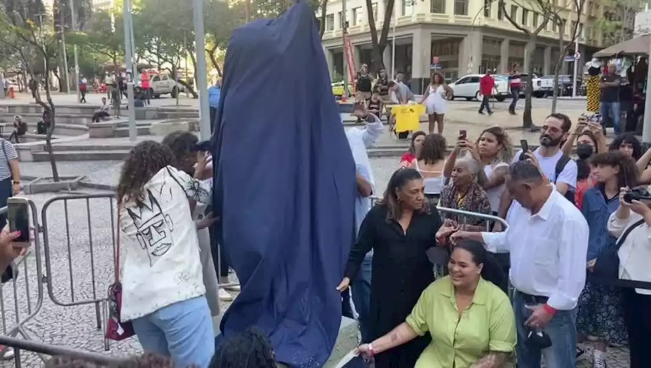 Estátua de Marielle Franco é inaugurada no Centro do Rio