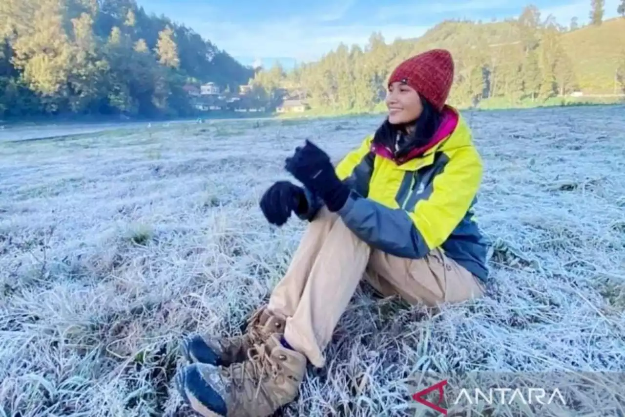 Fenomena Langka di Kaki Gunung Semeru, Wow, Frozen