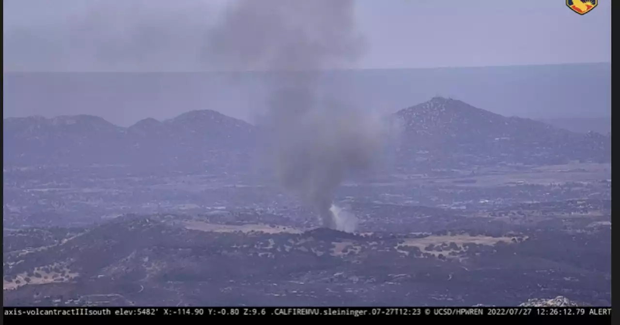 Brush fire burns near Ramona in San Diego County