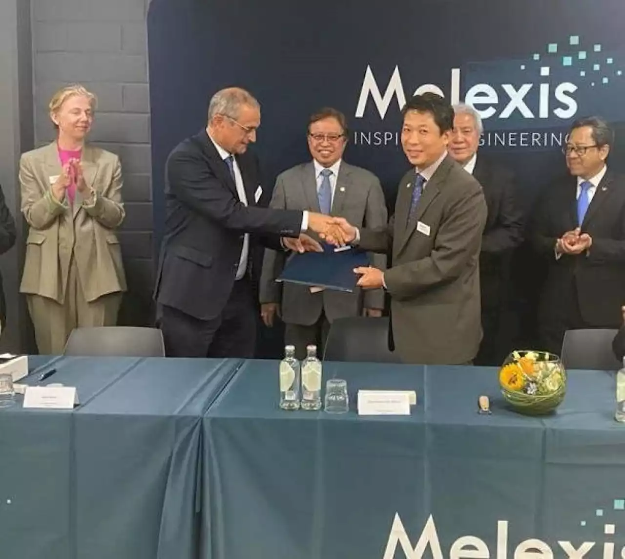 Sarawak meterai MoU dengan Melexis Belgium untuk hasilkan cip bersepadu | The Malaysian Insight