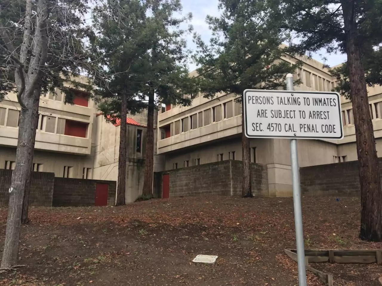 Person dies inside Contra Costa jail