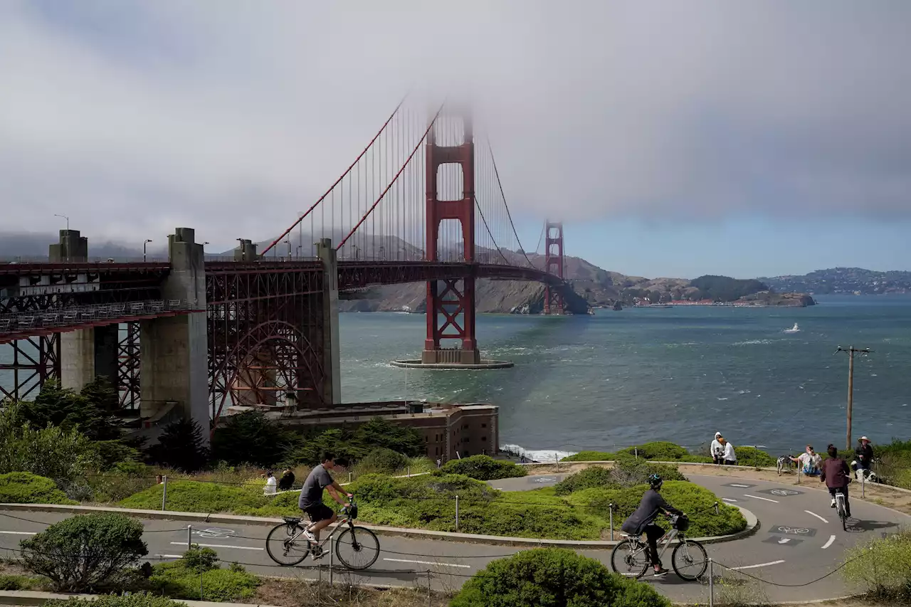 2,000-foot-tall marine layer brings measurable rain to Bay Area