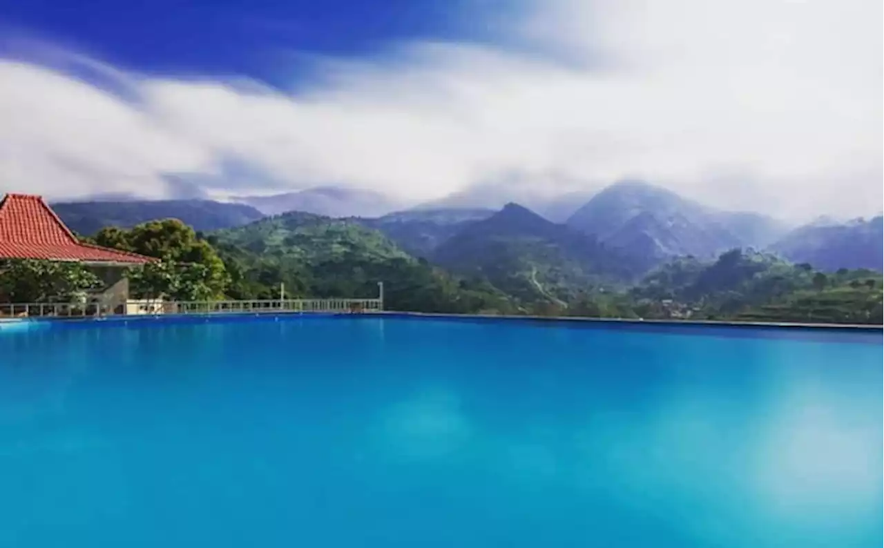 Indah Banget Lur! Soko Langit Wonogiri dengan View Lereng Gunung Lawu