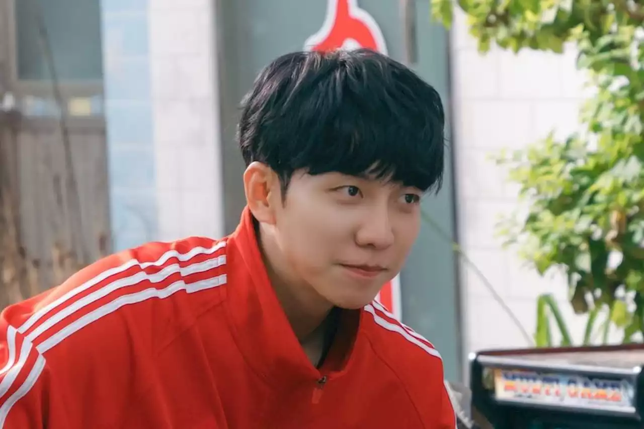 Lee Seung Gi Is A Fun-Loving Landlord In Upcoming Law Romance Drama With Lee Se Young