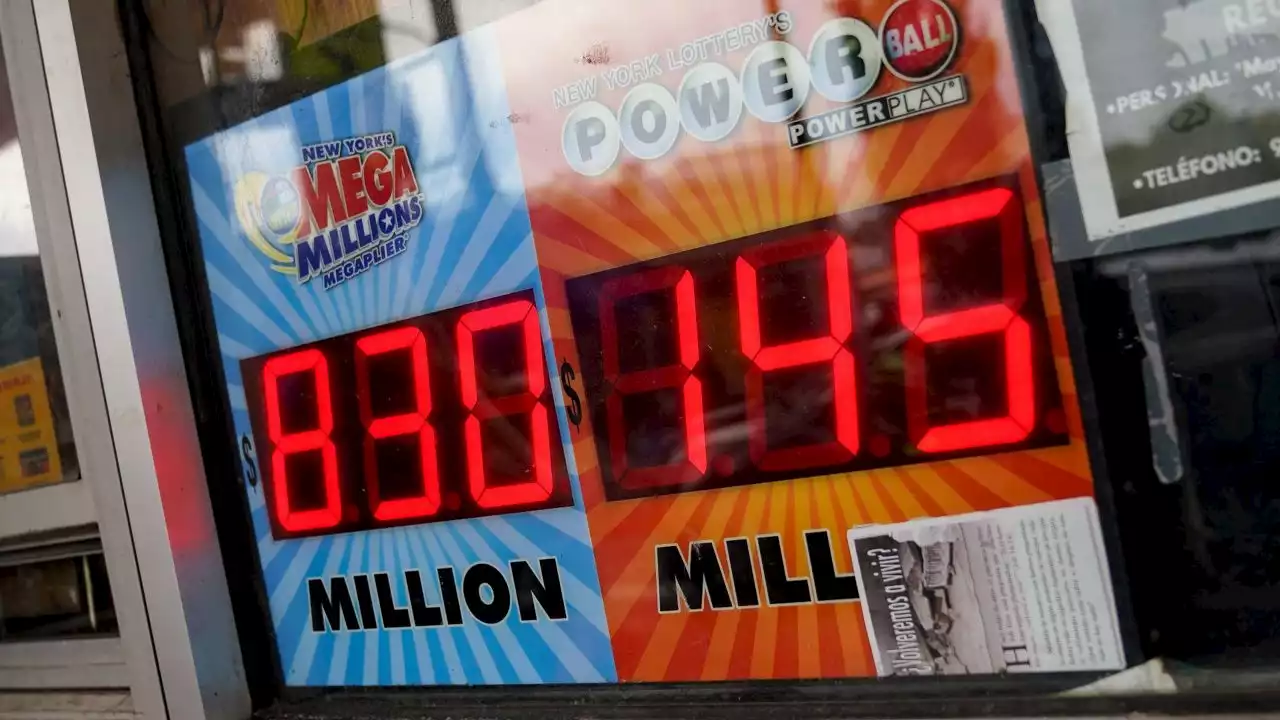 No one wins Mega Millions, jackpot now over $1B