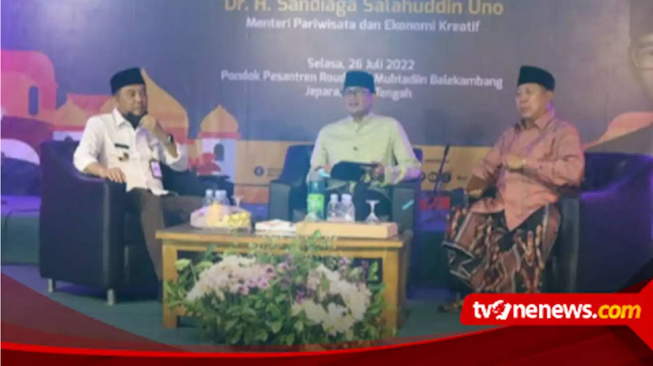 Sandiaga Uno Bagikan Tips Sukses Berwirausaha kepada Para Santri di Jepara