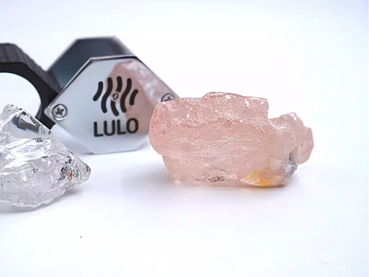 Big pink diamond discovered in Angola, largest in 300 years