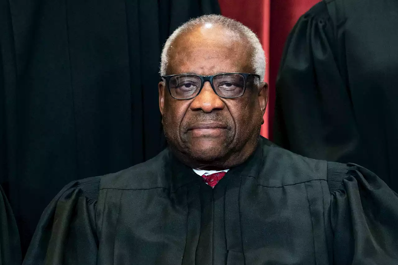 Clarence Thomas Will Not Teach Law Course After Student Protests