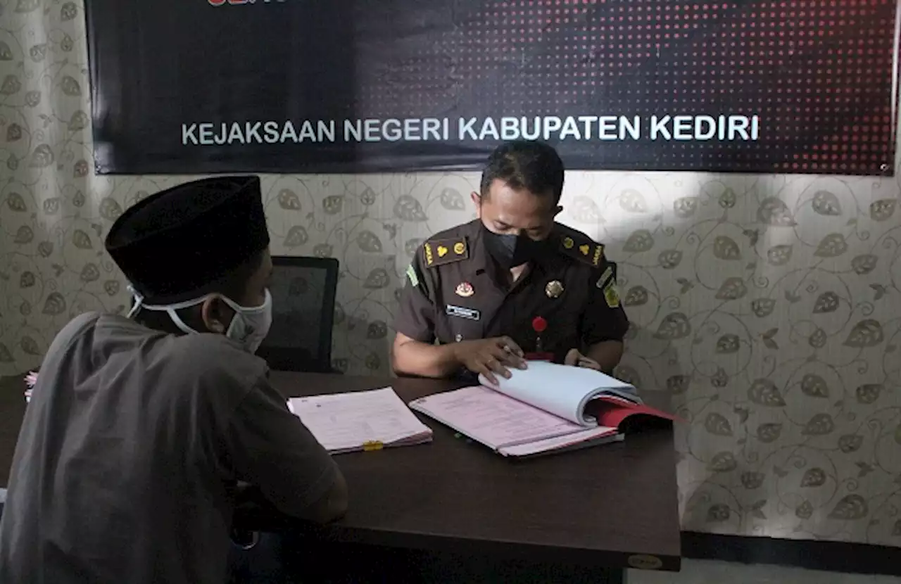 BNN Limpahkan Tiga Residivis Sabu ke Kejari