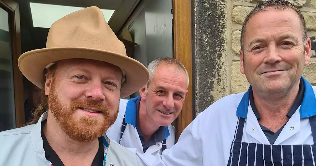 Keith Lemon poses with fans in Leeds on shopping trip with mum