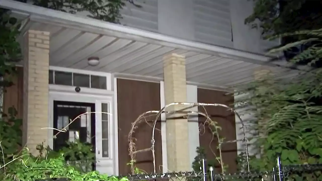 Skull Found at Long-Vacant NYC Home Tied to 54-Year-Old Woman as Mystery Deepens