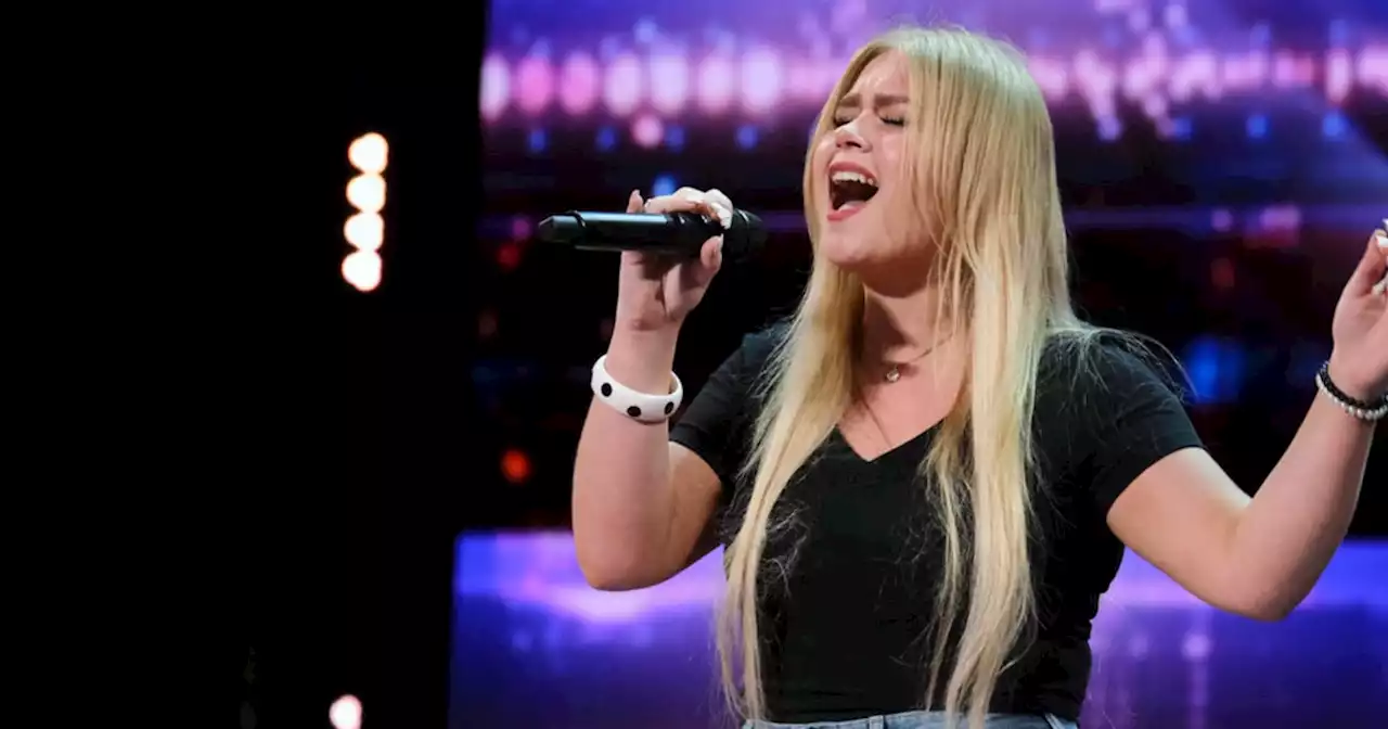 School shooting survivor’s ‘AGT’ performance gets standing ovation