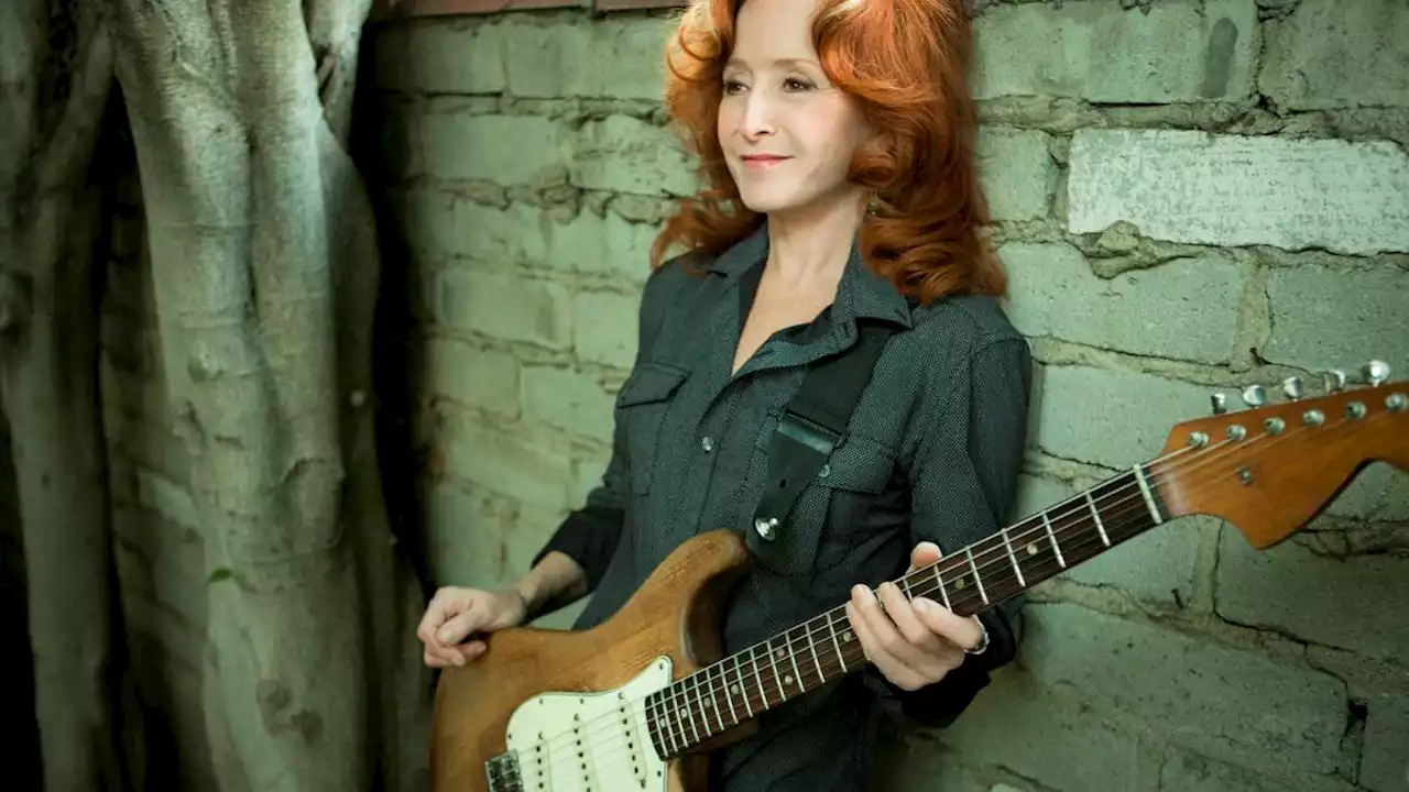 Bonnie Raitt says the secret to longevity is being willing to 'prove yourself every night'